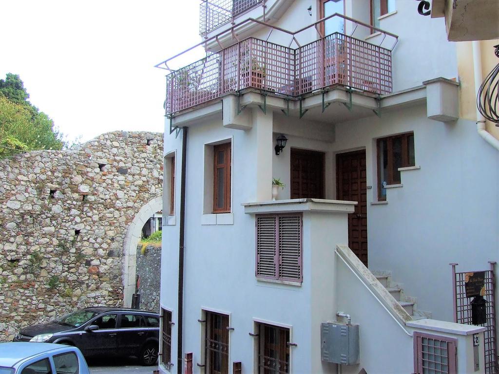 La Petite Maison Taormina Exterior photo